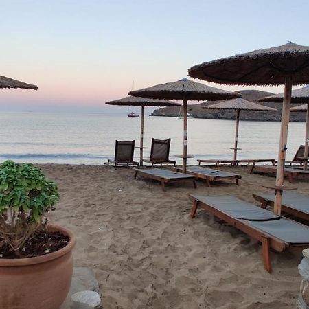 דירות Kini Tramonto Nel Delfini מראה חיצוני תמונה